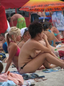 Topless and nude beach sexy girls