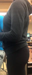 Grocery store girl in line with a nice ass in leggings