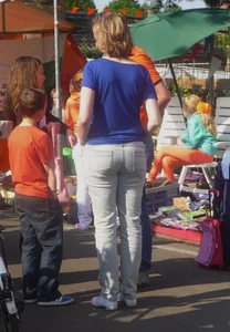 Girls wearing jeans street creepshots