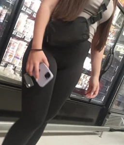 Two fitness girls  in black shorts and leggings in the supermarket [OC]
