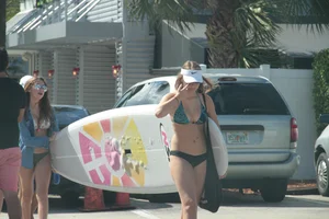 Florida beach and bikini girls