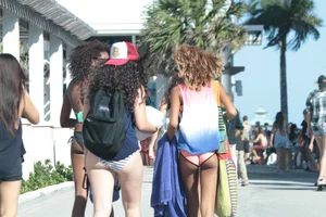 Deerfield Beach bikini girls