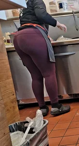 Thick lightskin making my smoothie
