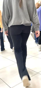 Cute Butt in Mall