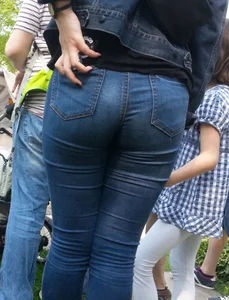 Milf in tight jeans with a nice ass and vpl