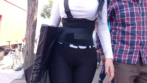 One Day Two Cameltoes + Bonus