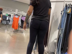 Mall Nice Ass