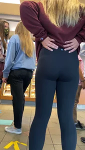 I think those are LuLu’s !??