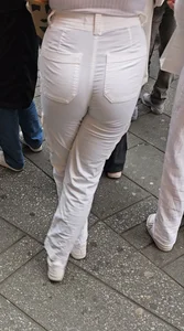 2 Friends, Times Square Ass