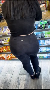Thicc PAWG butterface in Leggings (OC)