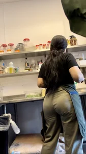Latina milf tight vpl