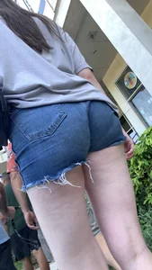 Cute Bubble With Tight Jean Shorts Wedgie (OC)