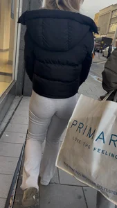 (OC) Grey flares up hot blondes crack