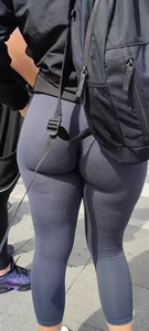 College ass girl