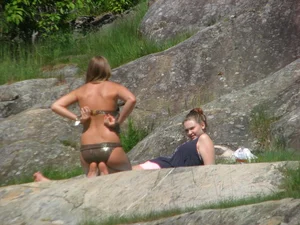 Bikini girls