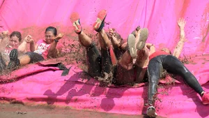 Bristol Pretty Muddy 5k race girls 2019