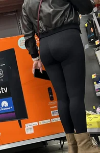 Sexy latina ass OC