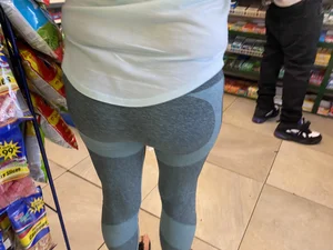 Gilf in leggings