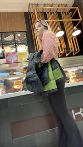 Very sexy bubbles  in the mall and a cameltoe