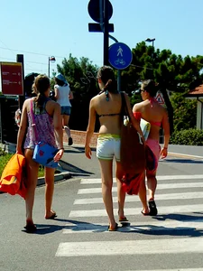 Slim Candid Girl in Shorts on Crosswalk Street Creepshot