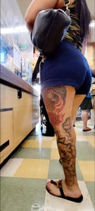 Sexy big butt tatted latina in sandals