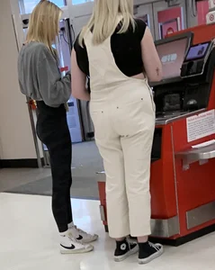 LuLu Teen Tight Ass!