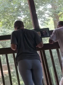 Cute PAWG at the ZOO W/VPL