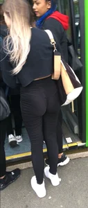 Tight ass in leggings with vtl
