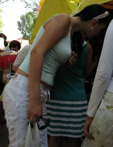 Candid tits and pokies