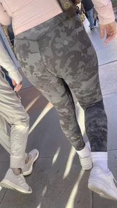 New years shopping, lots of sexy women in tight leggings