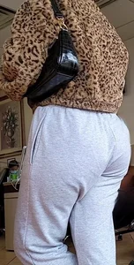 Teen booty in joggers