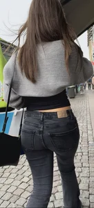 Perfect Jeans, Perfect Girl [oc]
