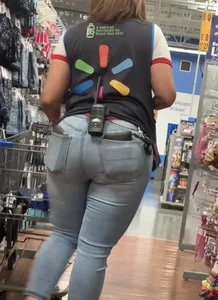 Hot Thick Rican Big Booty MILF