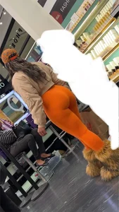 Big booty Ebony wanted everyone to stare