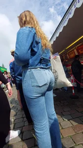 The Blonde Tight Pants Immersion