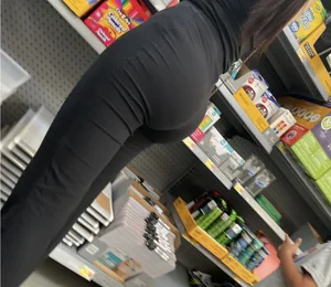 nice ass in walmart leggings