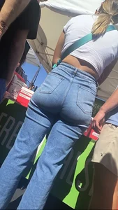 Beautiful blonde fills out some jeans