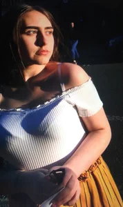 Girl With a Visible Bra Line Street Creepshot
