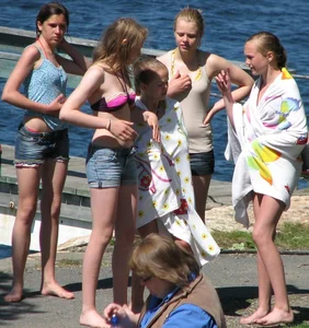 Bikini girls
