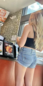 Blondie at wing stop (oc)