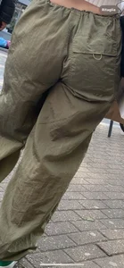 Jiggly round ass of a blonde beauty in cargo pants + Face shots