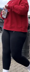 Thick soft thighs and jiggly