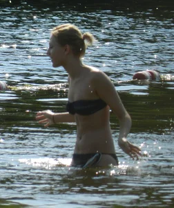 Bikini girls