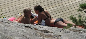 Bikini girls