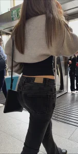Perfect Jeans, Perfect Girl [oc]