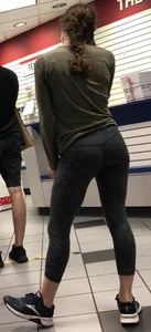 Post office leggings plus assorted thots
