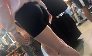 Sweet teen nice ass with a nice gap
