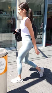 An Amazing Candid Muscly And Fit Girl in Leggings Street Creepshots Gallery