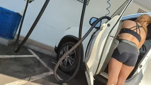 PAWG MILF with VTL at Car Wash OC