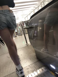 Tall Candid Teen Girl in Denim Shorts and a Top With an Injured Knee Subway and Street Creepshots - Hot and Muscular Long Legs